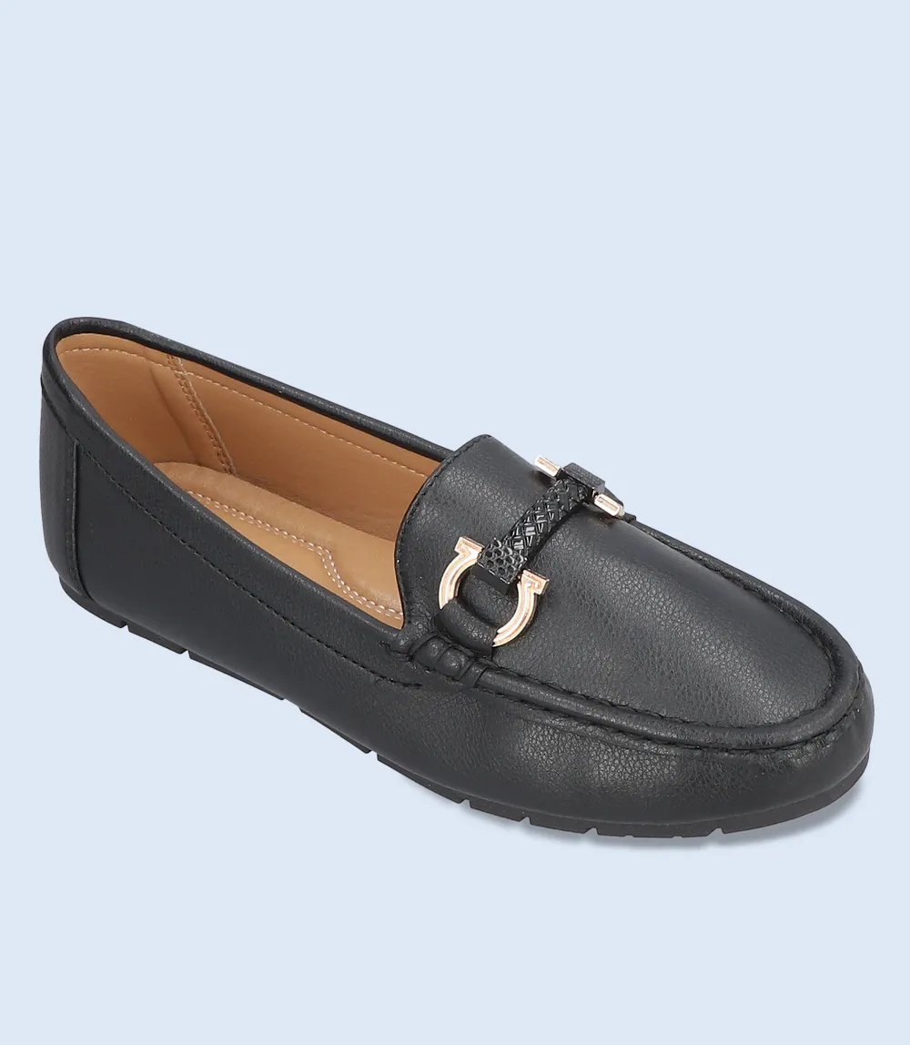 BW8465 Women Comfort Moccasins, Black