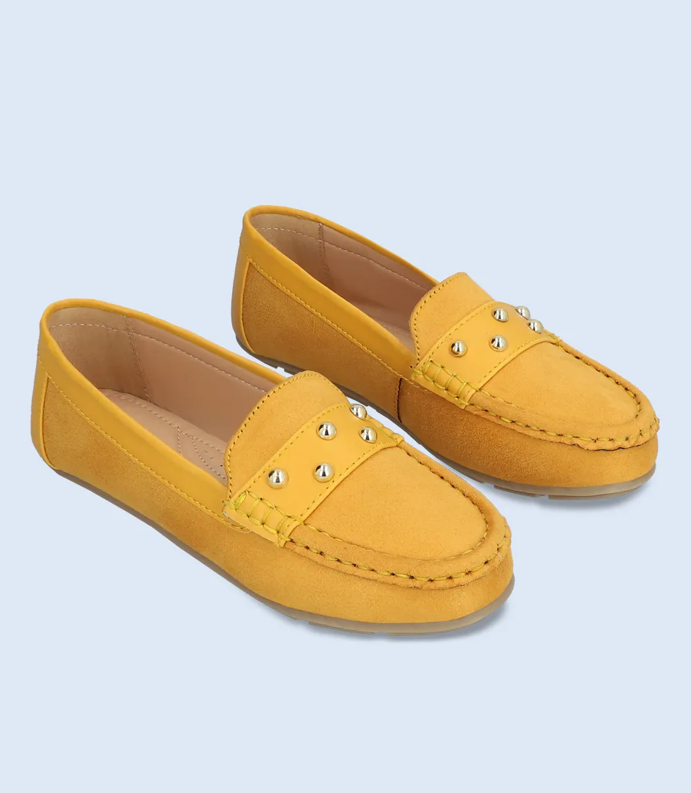 bw8884 women's mustard comfort moccasins