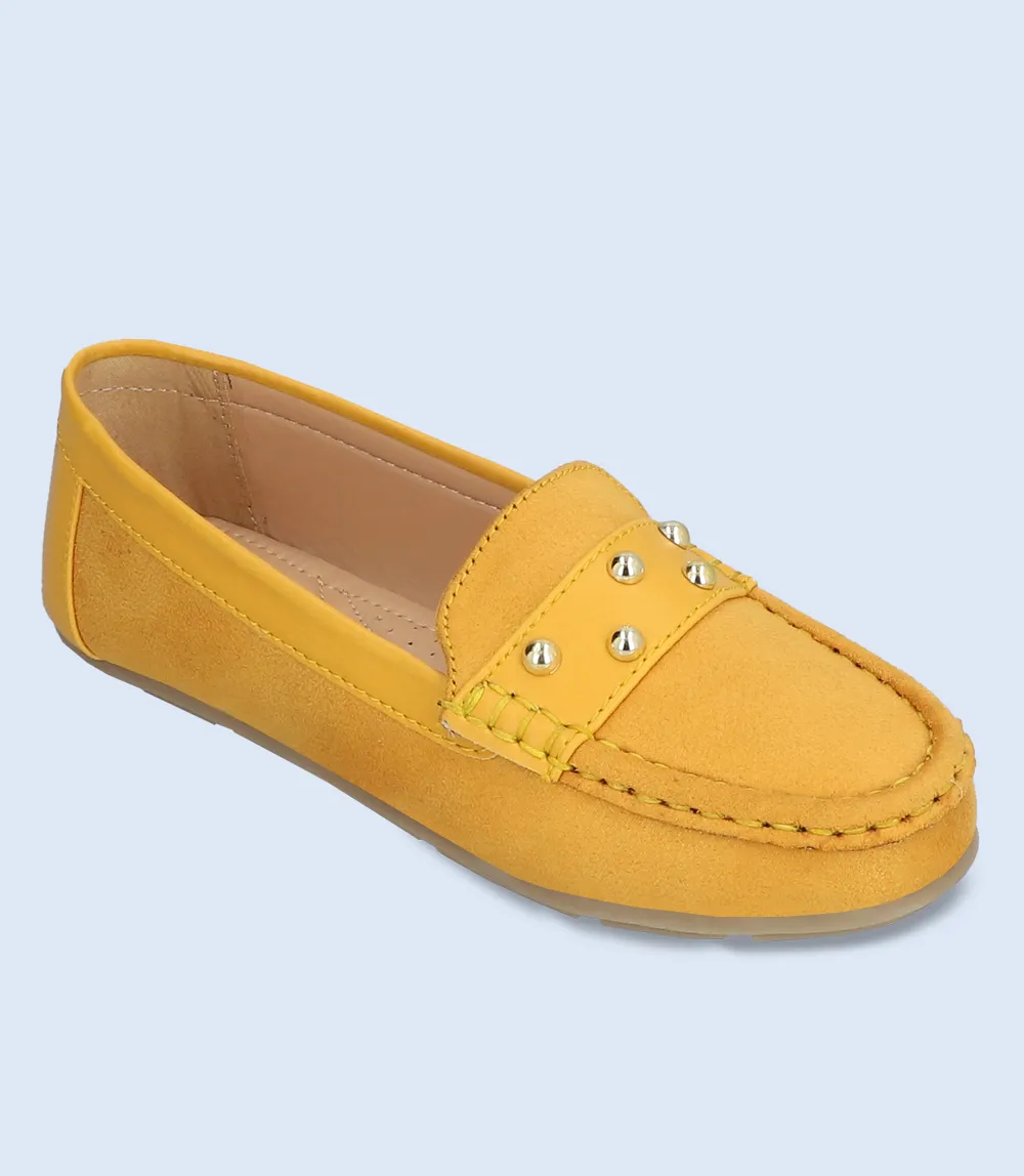 bw8884 women's mustard comfort moccasins