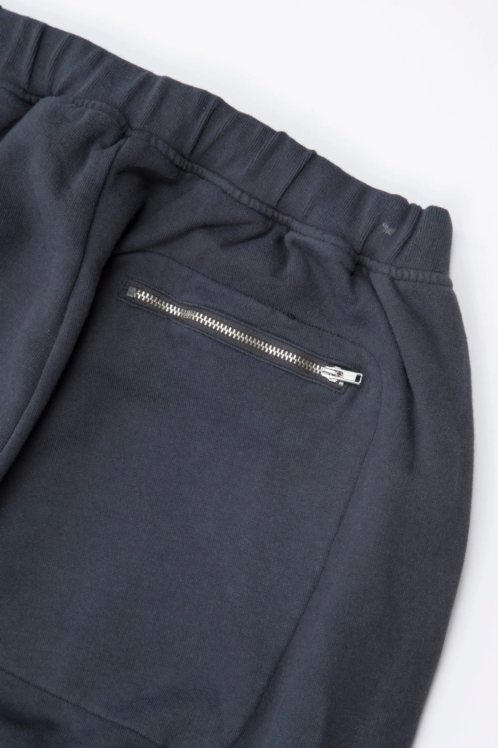 Column sweatpants for men and women.