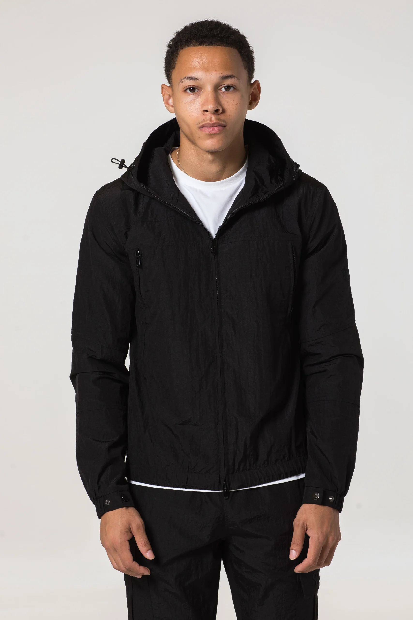 Crinkle Windbreaker - Black - SIARR