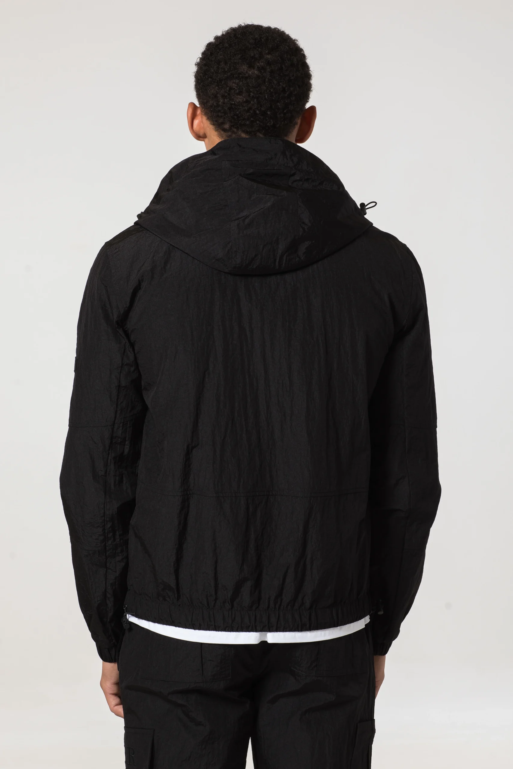 Crinkle Windbreaker - Black - SIARR