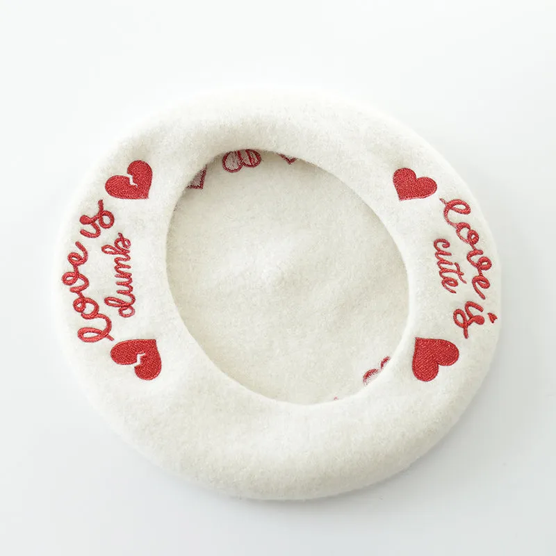 Love Embroidery White Beret - BY51030