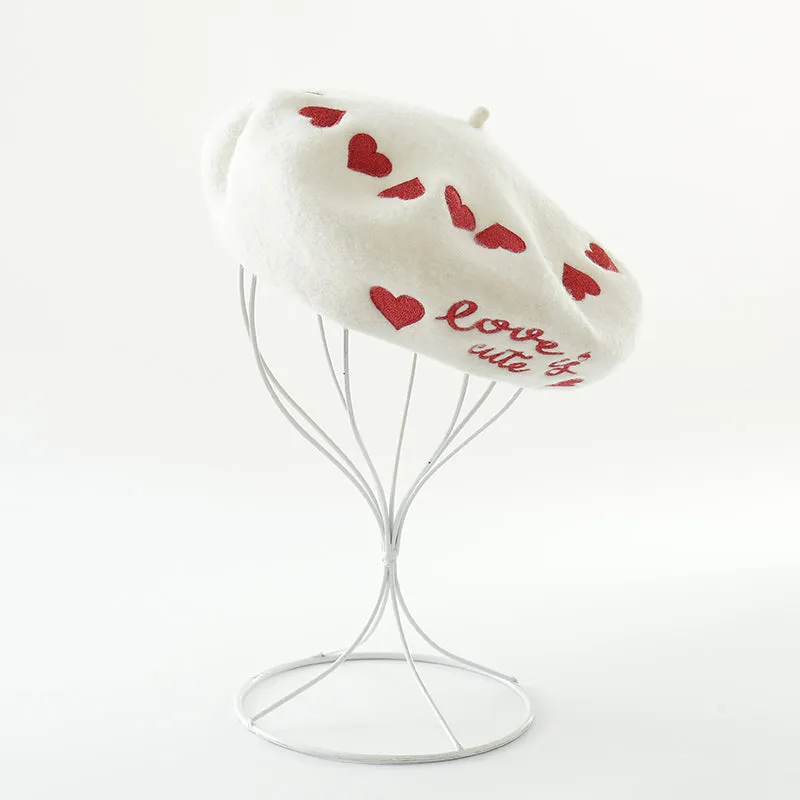 Love Embroidery White Beret - BY51030