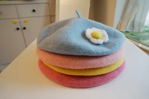 Macaroon Egg Beret - BY51026