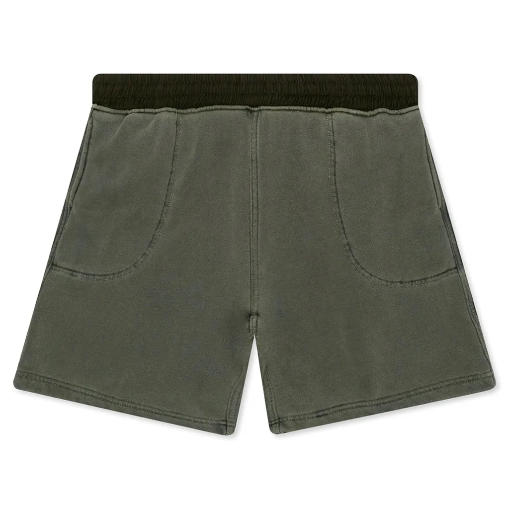 Marc sweatshort - olive pigment + Google SEO rewritten. Result: Olive pigment Marc sweatshorts - Buy Now!