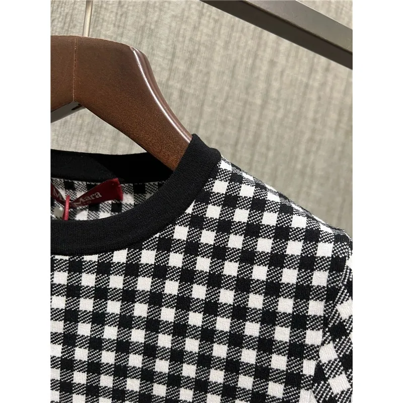 Max Mara Studio  |Crew Neck Other Plaid Patterns Short Sleeves Elegant Style