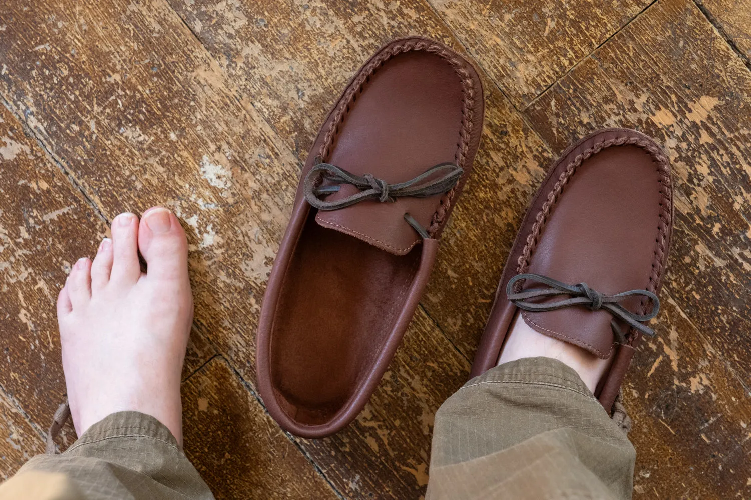 Men's Leather Moccasins with Soft Sole in Woodstain