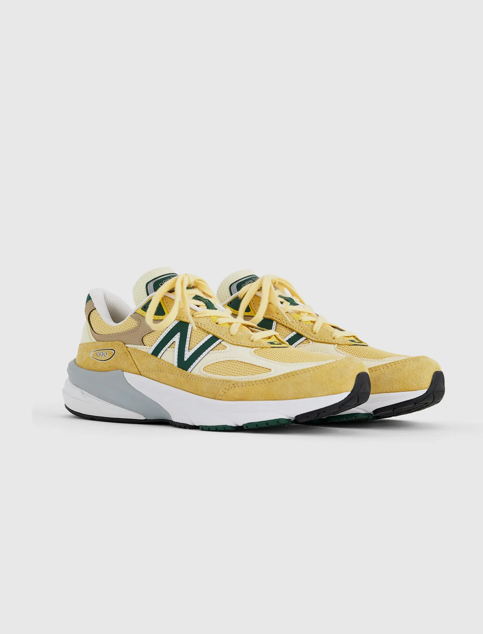 New Balance 990V6 in Pale Yellow