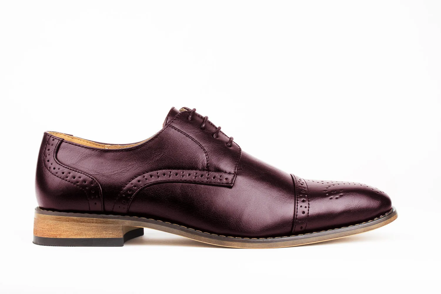 UV Signature Brogue Dress Shoes