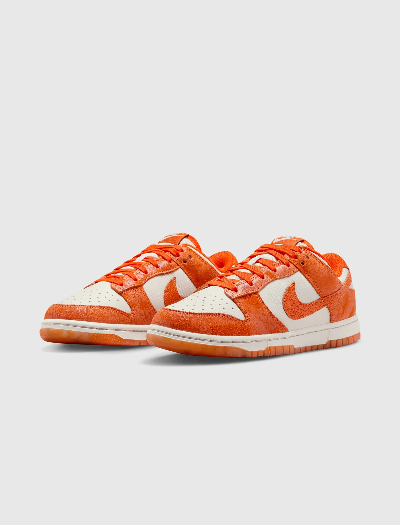 Women's Dunk Low Cracked Orange | Shop Now